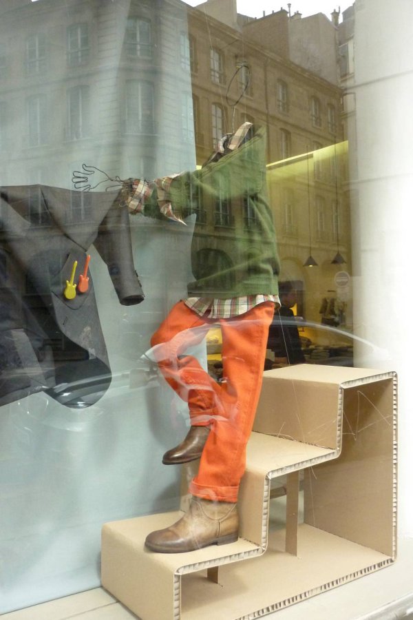 Escalier de présentation de produits pour vitrines