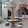 Arbre et poufs en carton