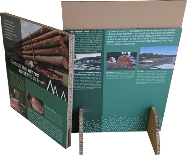 Panneau de communication en carton