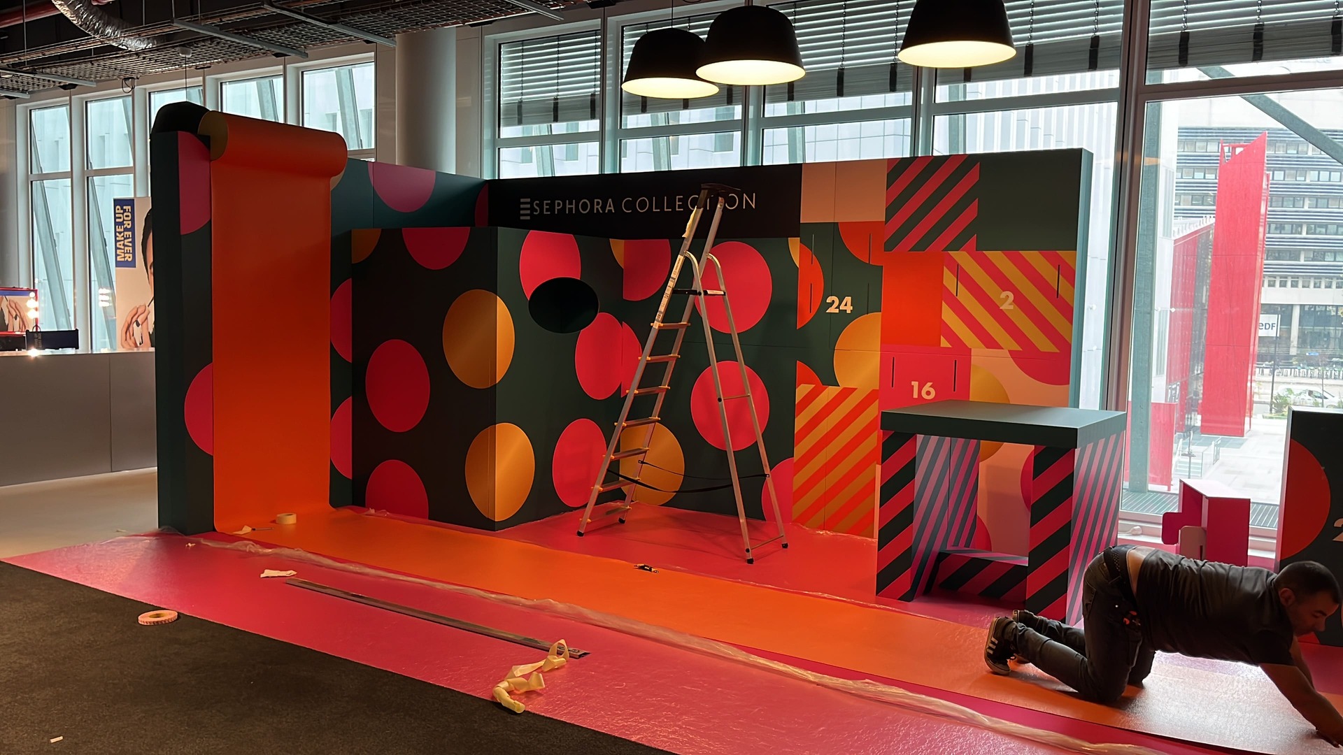 stand technique sur-mesure en un temps record popur une grande marque de cosmétique